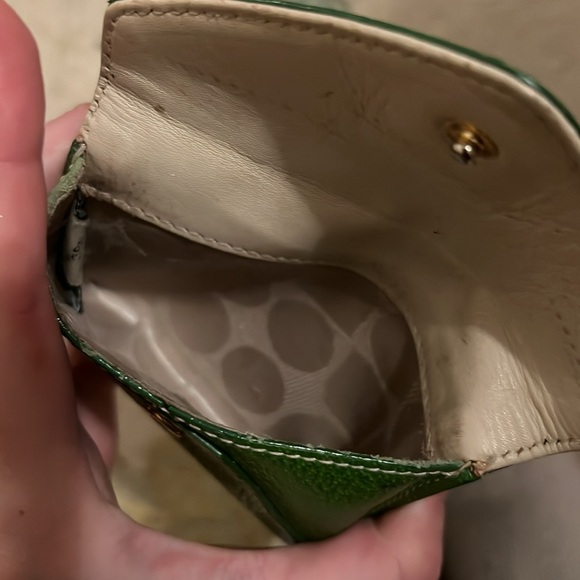 Green Kate Spade Wallet - Picture 4 of 4